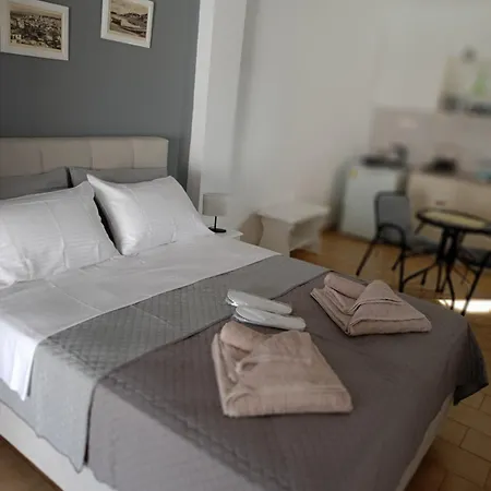 Astra * Skiathos-Stadt