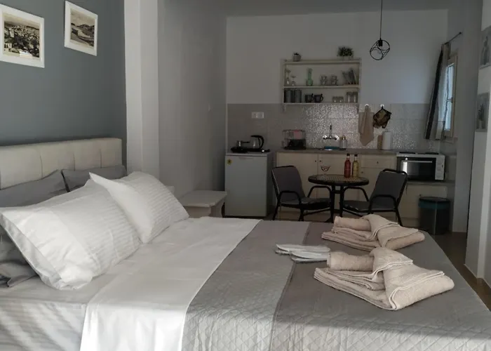 Astra * Skiathos stad