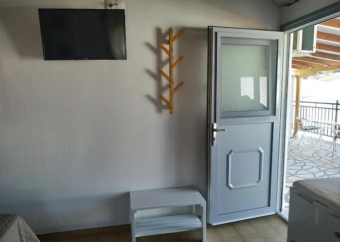 Astra * Skiathos stad